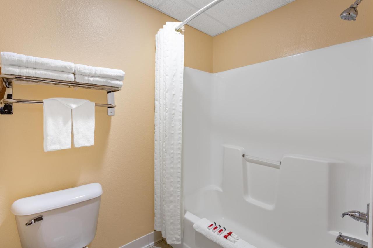 Super 8 By Wyndham Iowa Falls Ngoại thất bức ảnh