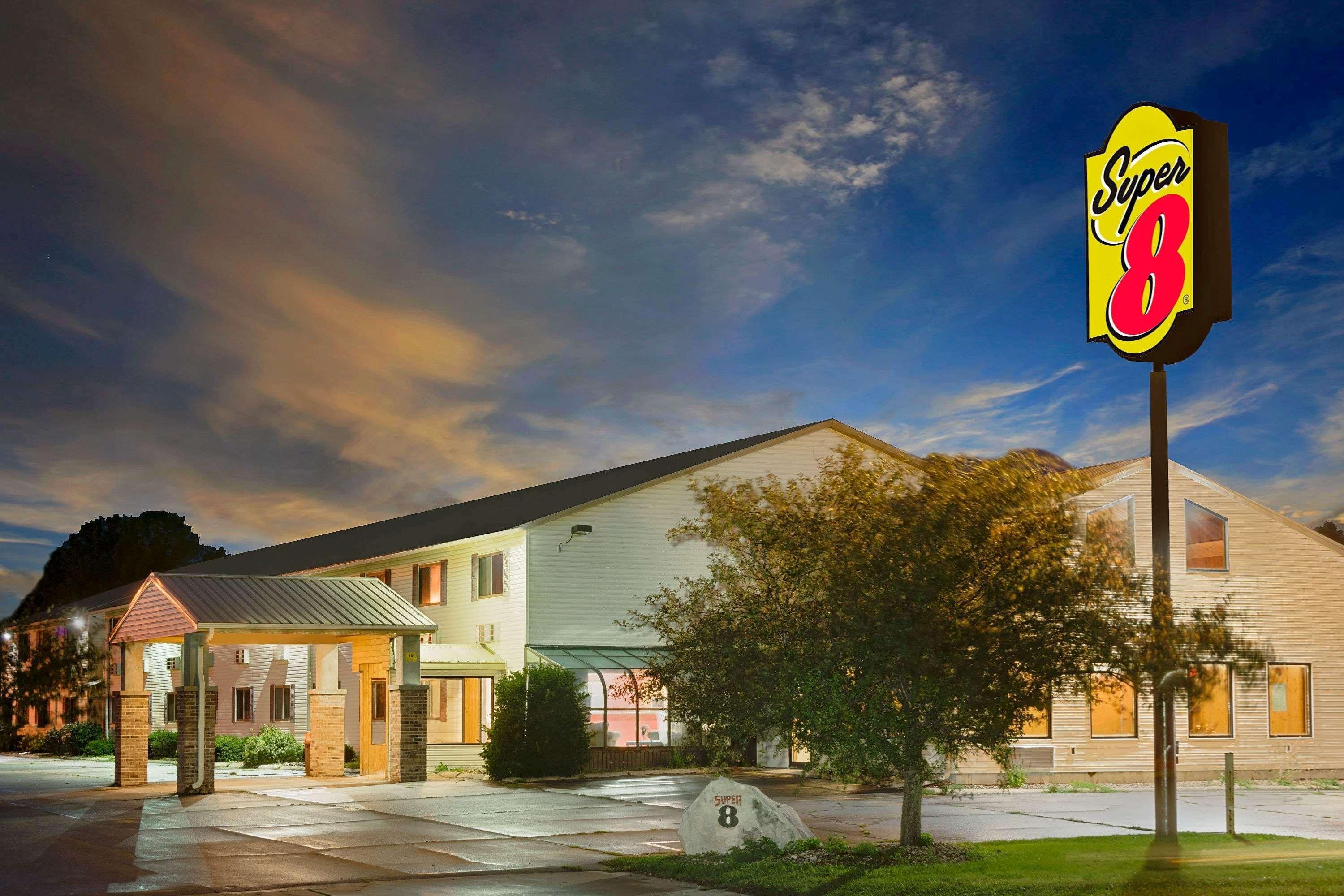 Super 8 By Wyndham Iowa Falls Ngoại thất bức ảnh