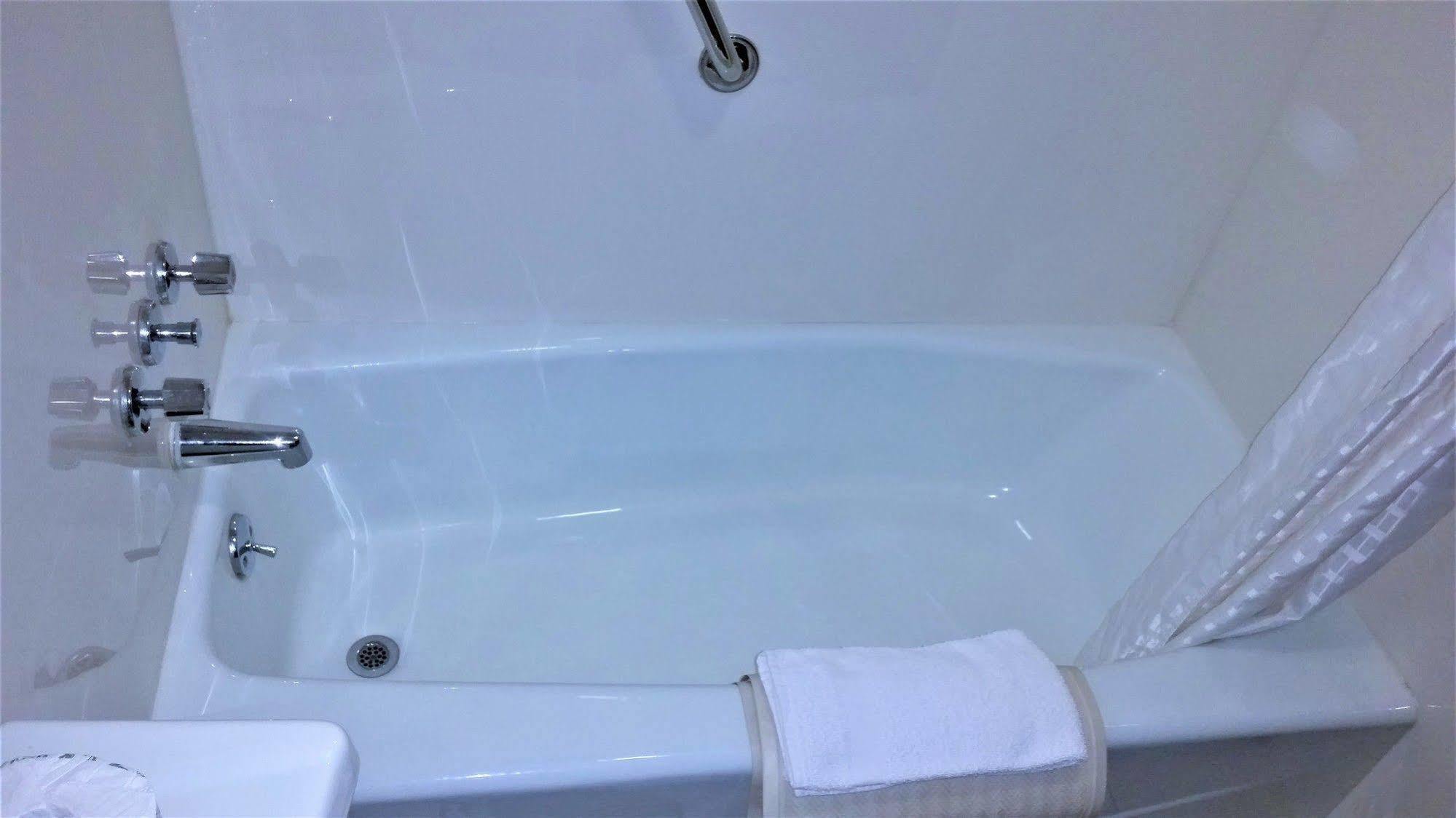 Super 8 By Wyndham Iowa Falls Ngoại thất bức ảnh